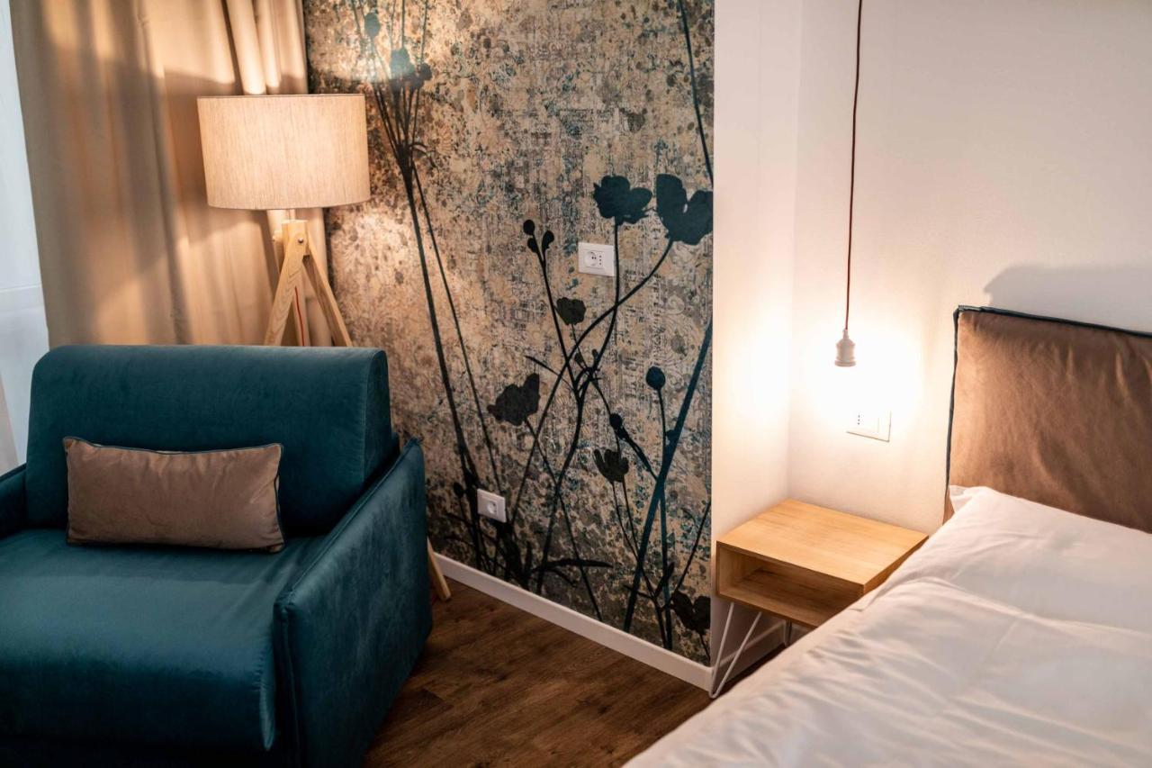Stay Cooper L Guesthouse Zum Loewen Merano Ngoại thất bức ảnh