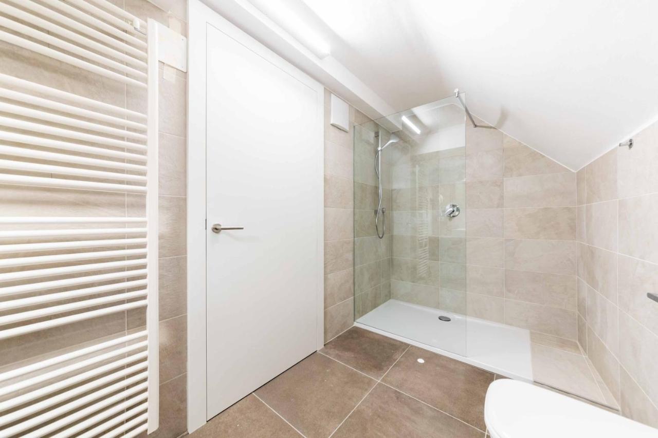 Stay Cooper L Guesthouse Zum Loewen Merano Ngoại thất bức ảnh