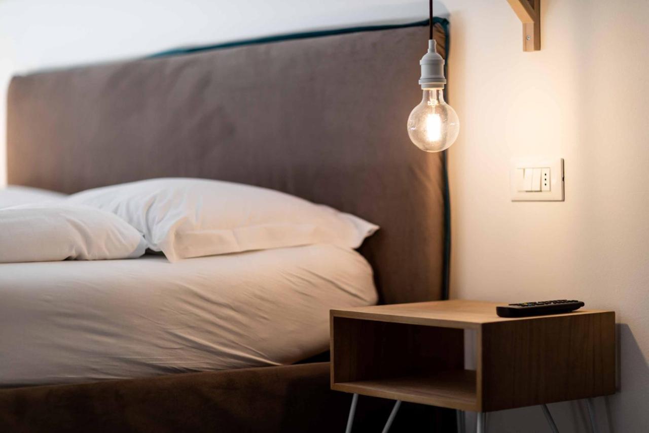 Stay Cooper L Guesthouse Zum Loewen Merano Ngoại thất bức ảnh